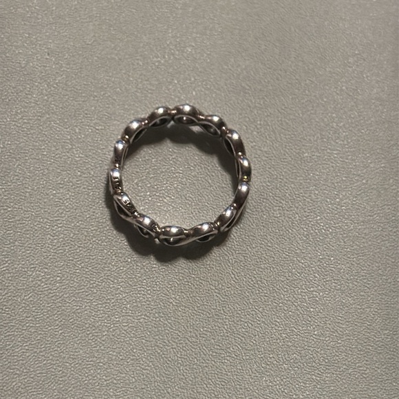 Elegant Sterling Silver 925 Infinity Ring size 5 - Picture 12 of 16